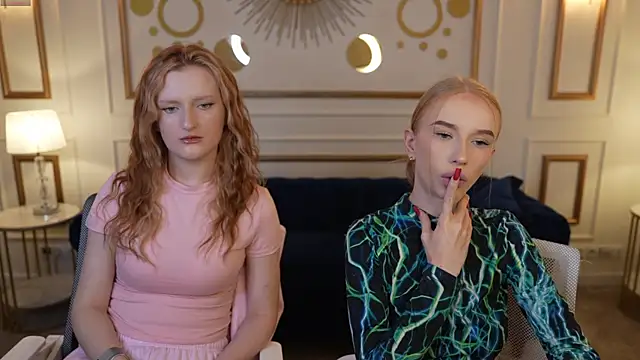 Amelia Blaze online show from 10/10/25, 10:47