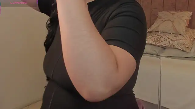 scarlet miller1 online show from 10/24/25, 11:50