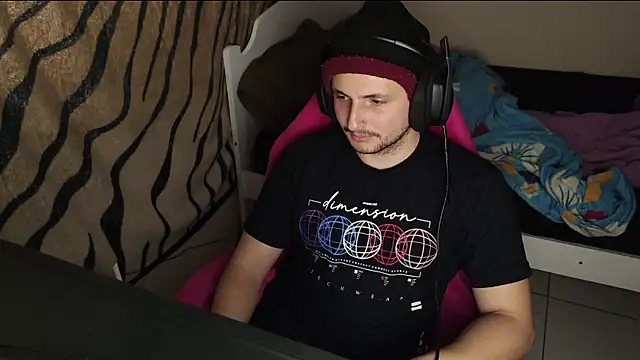 iurytx online show from 02/17/25, 07:53