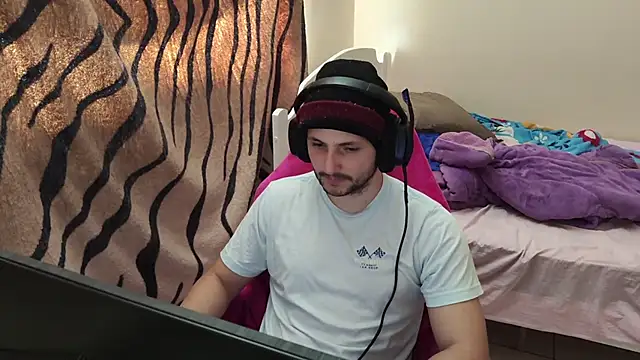 iurytx online show from 02/21/25, 08:27