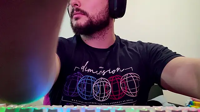 iurytx online show from 11/26/25, 11:17