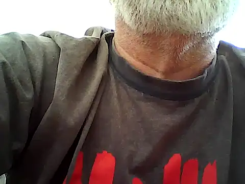 Snapshot of xcimeru chatting on 03/18/25, 05:31 xcimeru online show from 03/18/25, 05:31