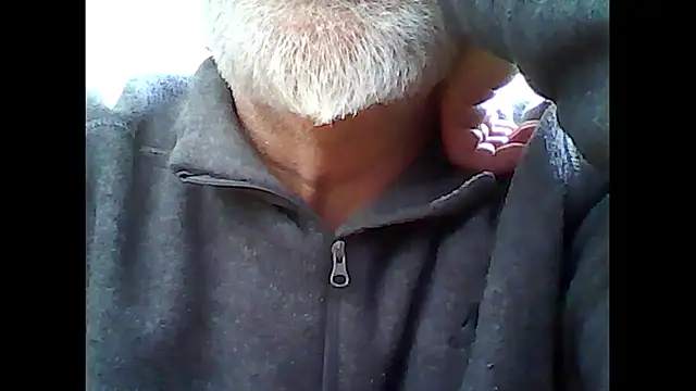 Snapshot of xcimeru chatting on 09/10/25, 08:03 xcimeru online show from 09/10/25, 08:03