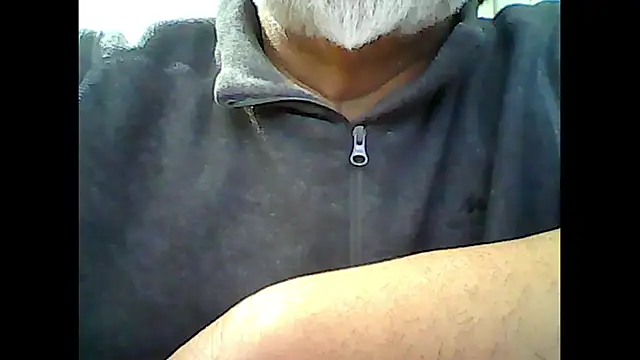 Snapshot of xcimeru chatting on 09/15/25, 05:40 xcimeru online show from 09/15/25, 05:40