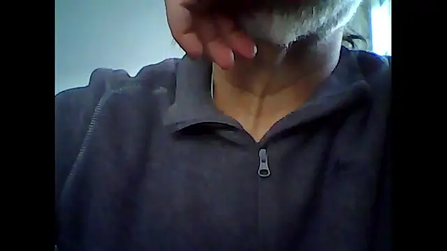 Snapshot of xcimeru chatting on 11/29/25, 07:44 xcimeru online show from 11/29/25, 07:44