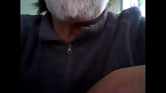 Snapshot of xcimeru chatting on 12/16/25, 03:50 xcimeru online show from 12/16/25, 03:50