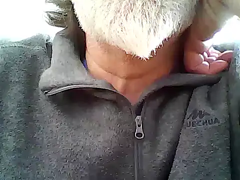 Snapshot of xcimeru chatting on 03/04/26, 02:45 xcimeru online show from 03/04/26, 02:45