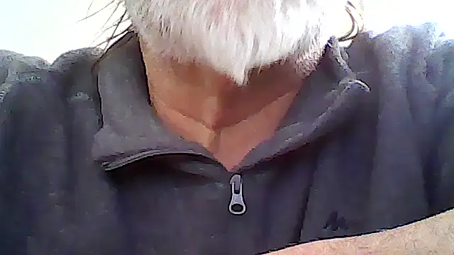 xcimeru online show from 03/25/26, 08:09