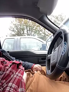 Snapshot of Themechanic420 chatting on 01/07/25, 06:24 Themechanic420 online show from 01/07/25, 06:24