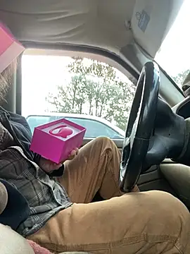 Snapshot of Themechanic420 chatting on 02/27/25, 12:45 Themechanic420 online show from 02/27/25, 12:45