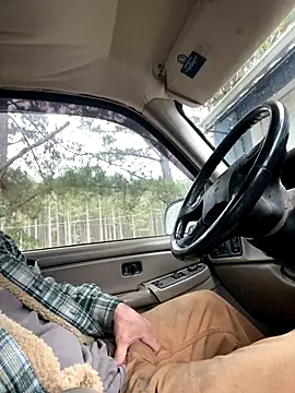 Snapshot of Themechanic420 chatting on 10/30/25, 01:23 Themechanic420 online show from 10/30/25, 01:23