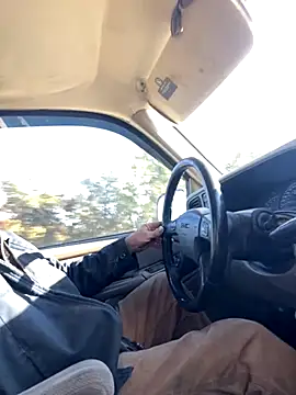 Snapshot of Themechanic420 chatting on 11/10/25, 09:03 Themechanic420 online show from 11/10/25, 09:03