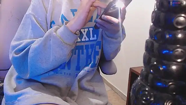 toxxxic cams online show from 04/15/26, 04:30