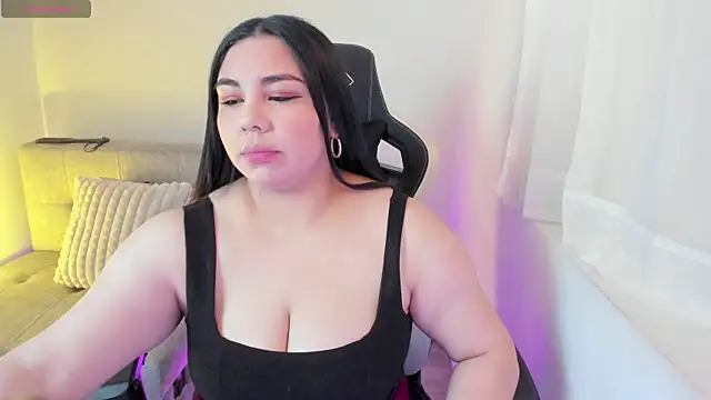ambar-wells online show from 07/11/26, 06:54