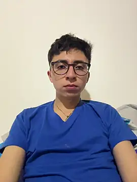 CamiRojas boy online show from 12/01/25, 04:17