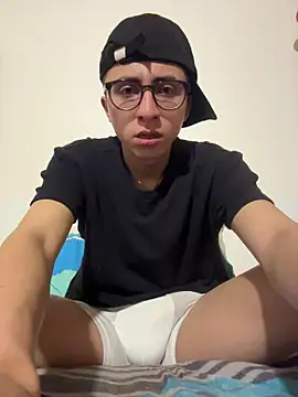 CamiRojas boy online show from 02/28/26, 04:35