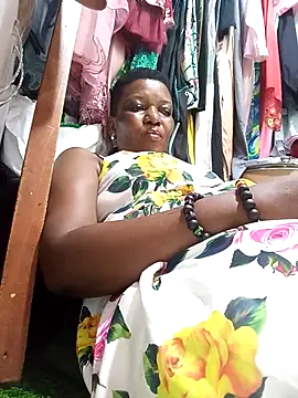 Snapshot of Hailey_BaileyXYZ chatting on 02/01/26, 12:37 Hailey BaileyXYZ online show from 02/01/26, 12:37