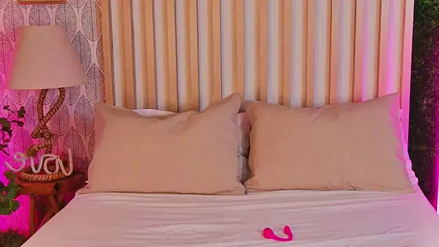 AnyaLov online show from 02/11/26, 07:41