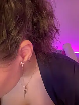 Snapshot of Your_insomniya chatting on 11/26/25, 08:21 Your insomniya online show from 11/26/25, 08:21