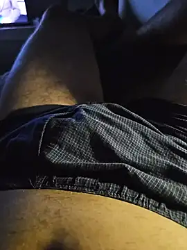 Snapshot of sonnesex12 chatting on 12/18/24, 10:24 sonnesex12 online show from 12/18/24, 10:24