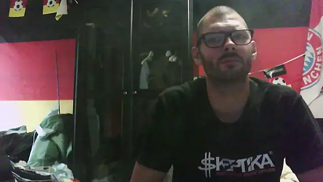 Die-geile-Sau online show from 09/09/25, 02:38