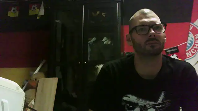 Die-geile-Sau online show from 10/26/25, 08:15