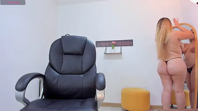 Snapshot of camiilaa1 chatting on 12/02/24, 03:15 camiilaa1 online show from 12/02/24, 03:15