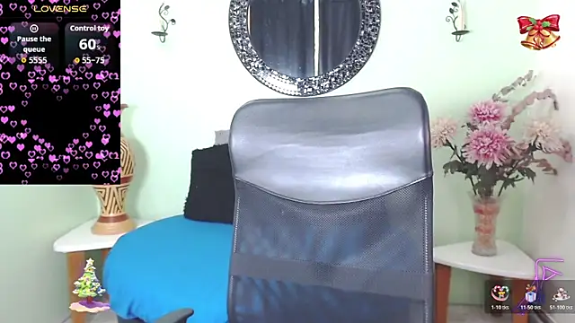 Sofia Franco  online show from 12/17/25, 07:20