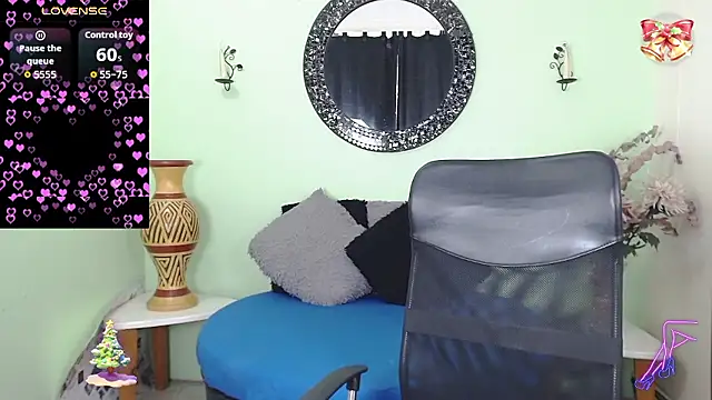 Sofia Franco  online show from 01/12/26, 07:19