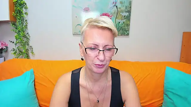 iamyourdream89 online show from 11/24/25, 04:40