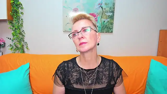 iamyourdream89 online show from 11/25/25, 11:54