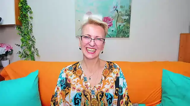 iamyourdream89 online show from 11/29/25, 10:02