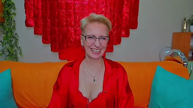 iamyourdream89 online show from 02/14/26, 10:45