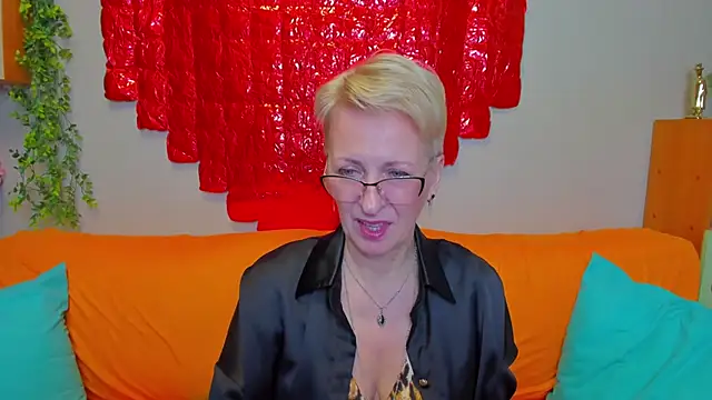 iamyourdream89 online show from 02/20/26, 10:10