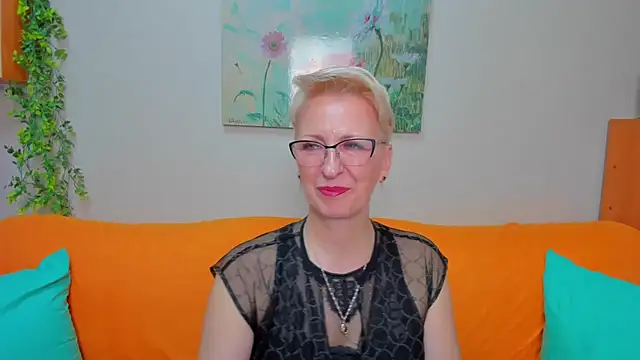 iamyourdream89 online show from 03/12/26, 12:11