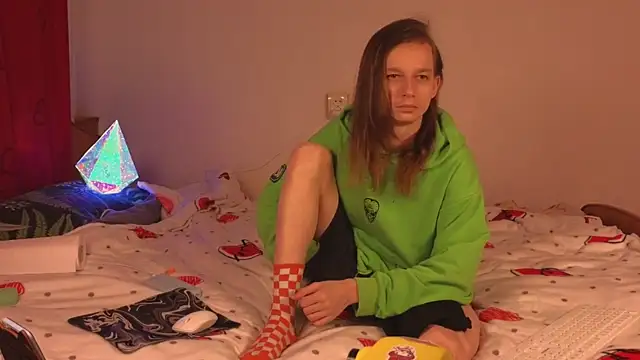 Snapshot of Frank_Fraer chatting on 01/05/26, 08:23 Frank Fraer online show from 01/05/26, 08:23