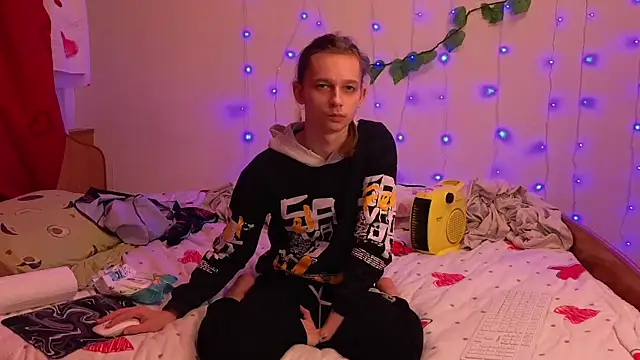 Snapshot of Frank_Fraer chatting on 02/24/26, 11:36 Frank Fraer online show from 02/24/26, 11:36