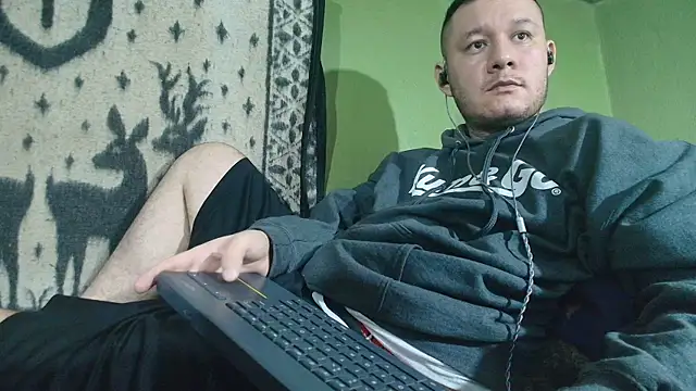 sweet cock28 online show from 07/05/26, 02:02