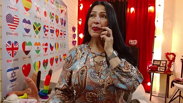 Snapshot of Sarah_teiku chatting on 02/04/25, 06:27 Sarah teiku online show from 02/04/25, 06:27