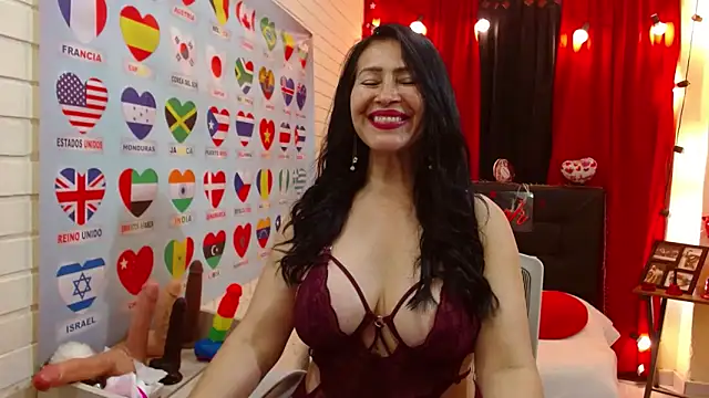 Snapshot of Sarah_teiku chatting on 02/18/25, 09:53 Sarah teiku online show from 02/18/25, 09:53