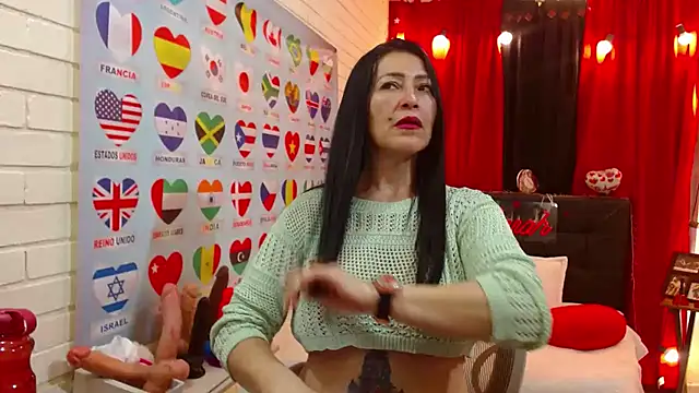 Snapshot of Sarah_teiku chatting on 02/27/25, 06:42 Sarah teiku online show from 02/27/25, 06:42