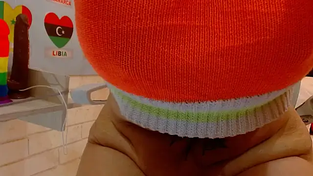 Snapshot of Sarah_teiku chatting on 03/06/25, 12:54 Sarah teiku online show from 03/06/25, 12:54