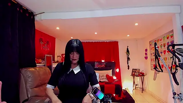 Sarah teiku online show from 04/13/26, 07:52