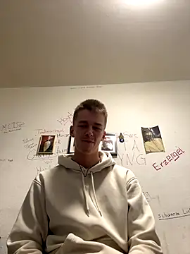 Toyjungee online show from 12/14/25, 08:24