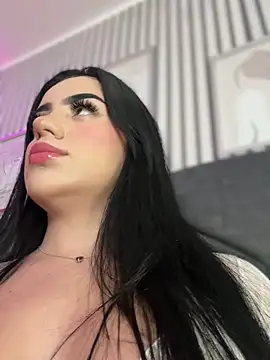 nicolette sweet  online show from 03/23/26, 11:53