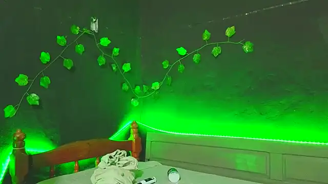 Snapshot of Carlafoxxx chatting on 02/07/25, 02:26 Carlafoxxx online show from 02/07/25, 02:26