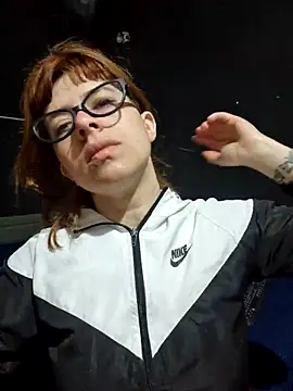 Snapshot of Carlafoxxx chatting on 09/24/25, 01:25 Carlafoxxx online show from 09/24/25, 01:25