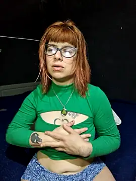 Snapshot of Carlafoxxx chatting on 10/08/25, 07:22 Carlafoxxx online show from 10/08/25, 07:22