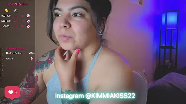 Snapshot of kimmiakiss22 chatting on 02/16/25, 01:14 kimmiakiss22 online show from 02/16/25, 01:14