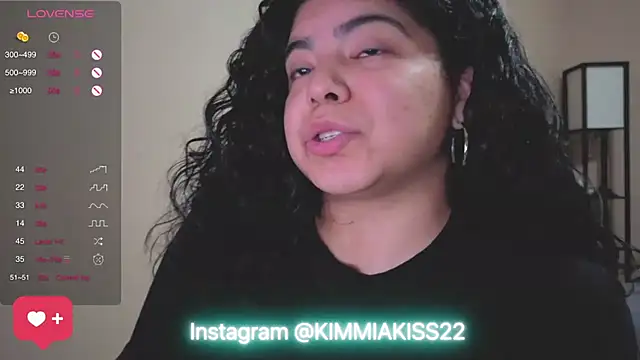 Snapshot of kimmiakiss22 chatting on 02/17/25, 12:54 kimmiakiss22 online show from 02/17/25, 12:54